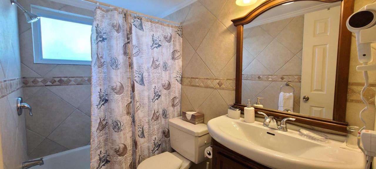 Beach Vacation Get-Away Apartment เซนต์พีทบีช ภายนอก รูปภาพ