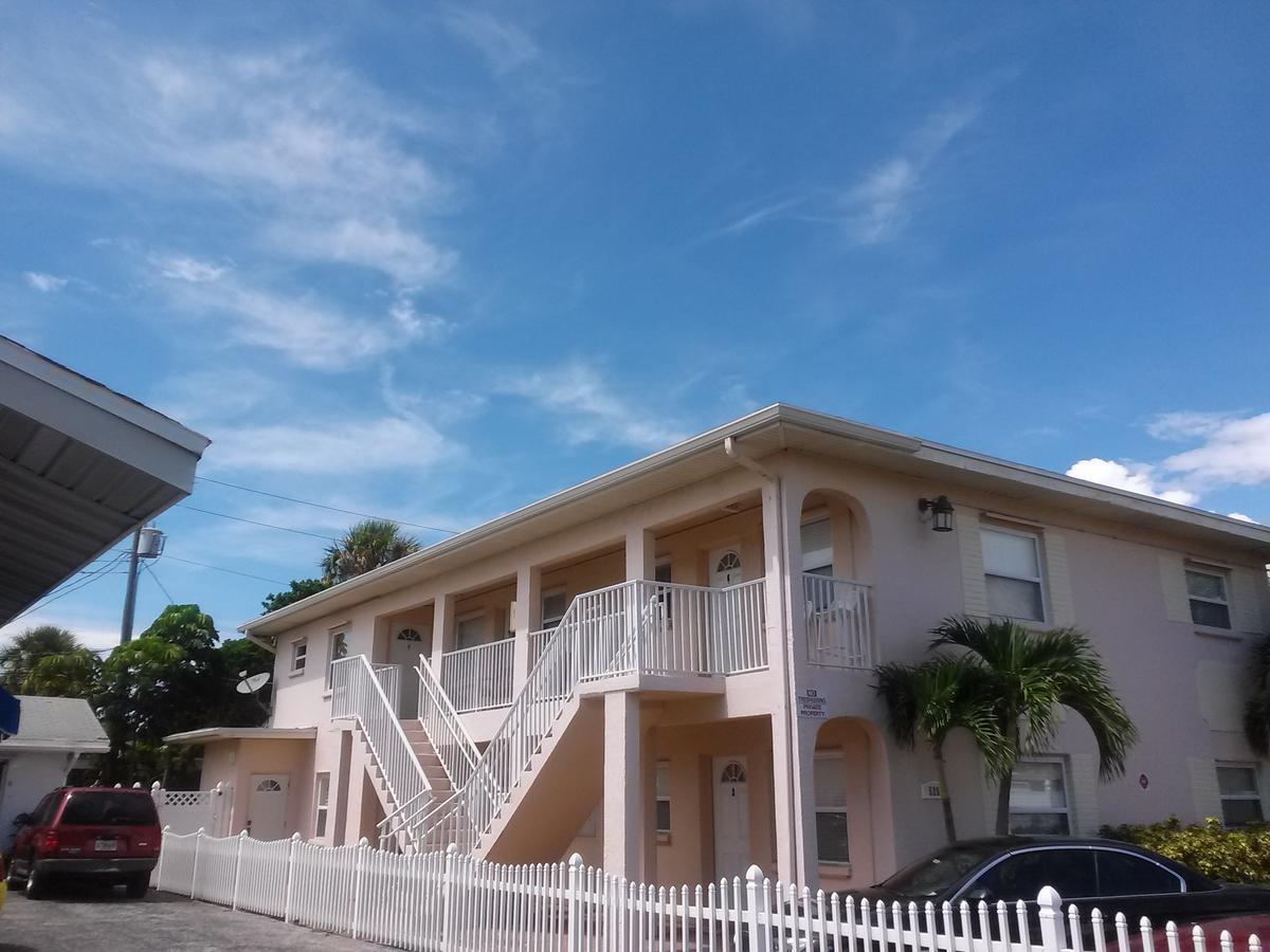 Beach Vacation Get-Away Apartment เซนต์พีทบีช ภายนอก รูปภาพ