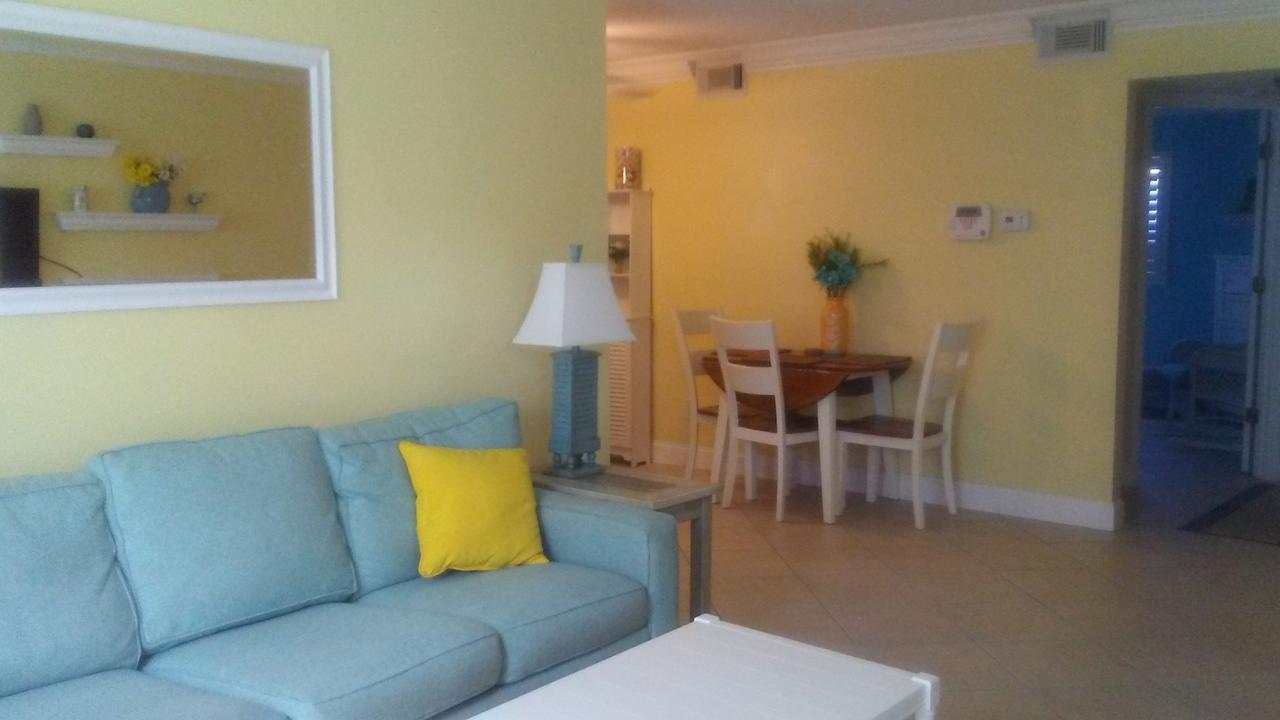 Beach Vacation Get-Away Apartment เซนต์พีทบีช ภายนอก รูปภาพ